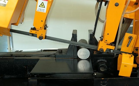 万载数控带锯床自动送料精度会出现偏差吗? 万载数控带锯床自动送料精度会出现偏差吗?