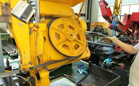 万载金属带锯床的日常使用和保养注意事项！